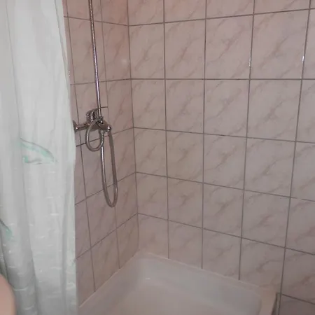 דירה Jure רוגוזניצה